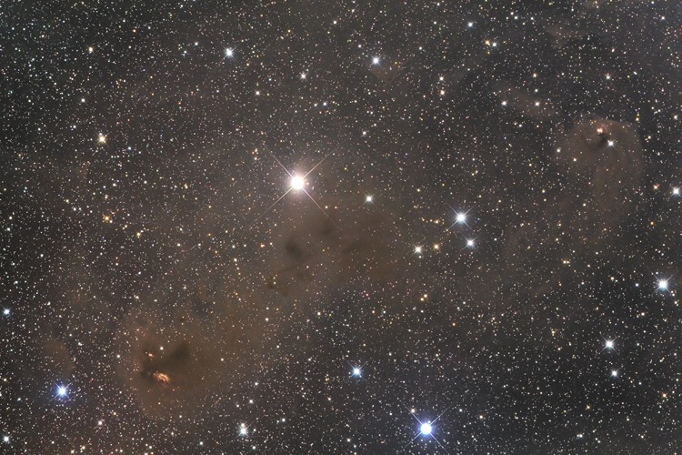 おうし座ε星付近の散光星雲